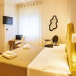 Ariston Hotel