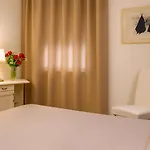 Ariston Hotel 2*