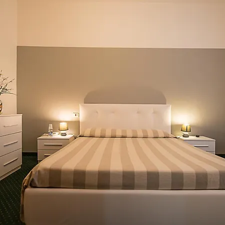 Hotel Ariston 2*