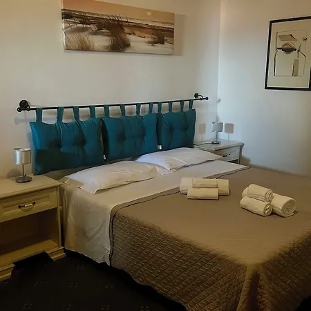 Ariston Hotel