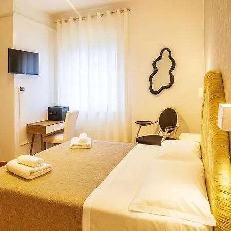 Ariston Hotel